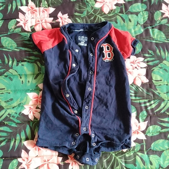 Genuine Merchandise One Pieces Boston Red Sox Mlb Baby Short Sleeve Snap Onesie Gen2 6 9